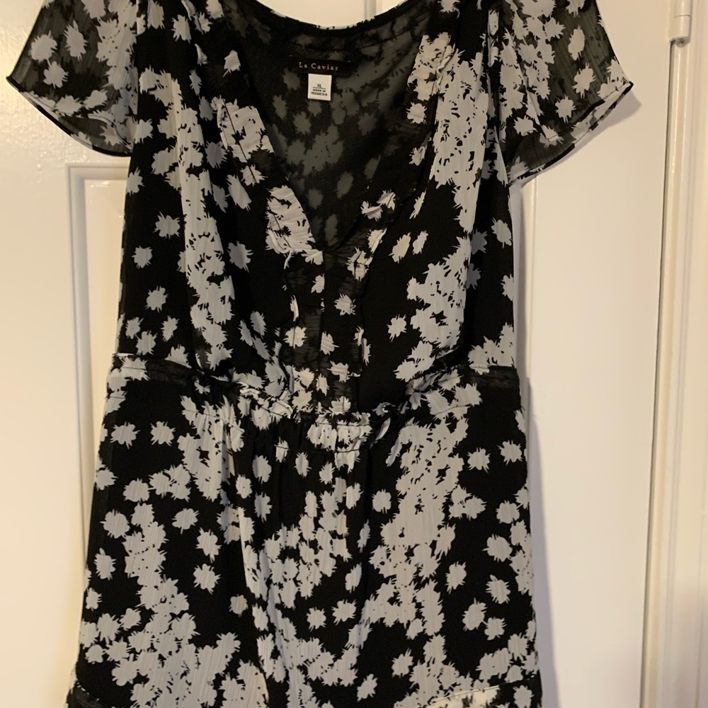 Beautiful lightweight black/ white blouse